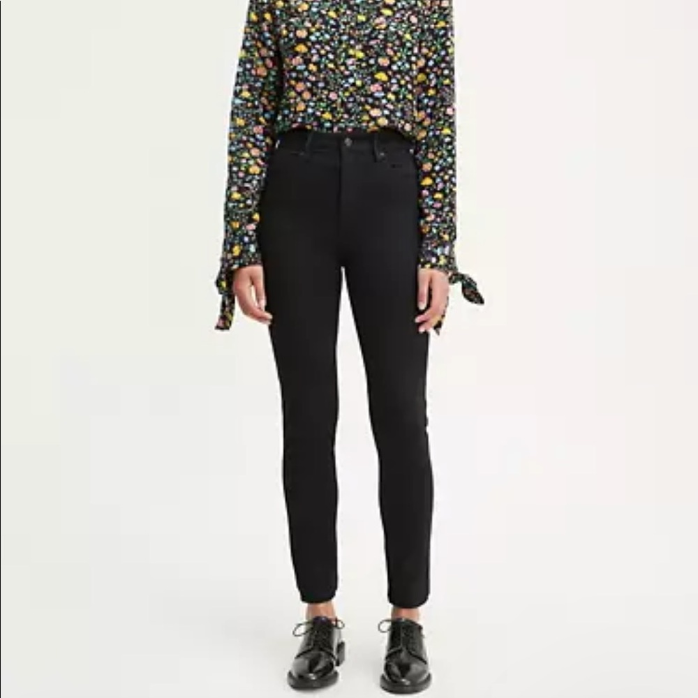 Levi’s High Rise Jeans
